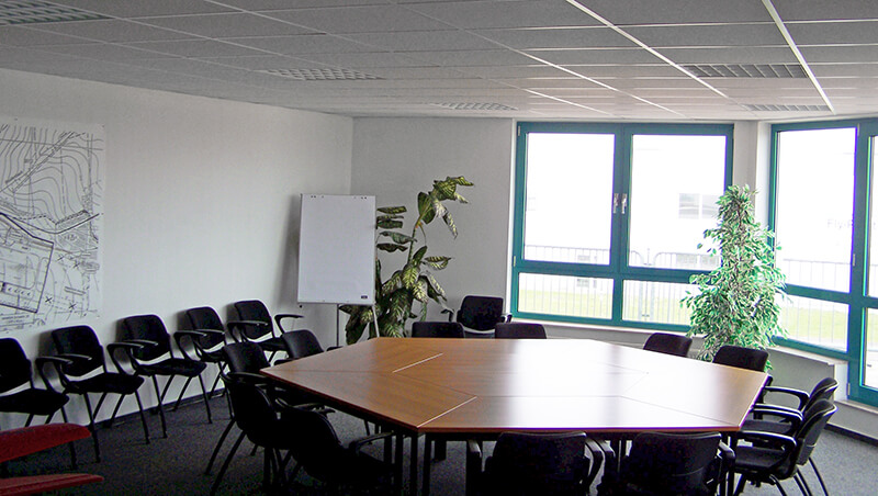 conference room at the airport Kindel